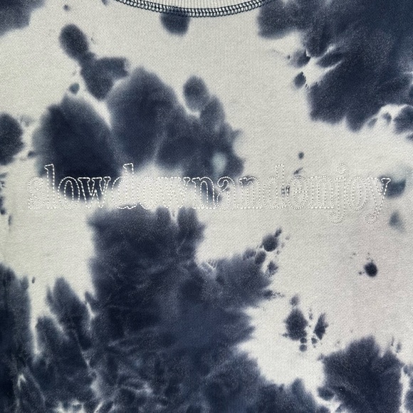 NWT Original Use Slow Down & Enjoy Embroidered Tie Dye Crew Sweatshirt Unisex M - Picture 3 of 8